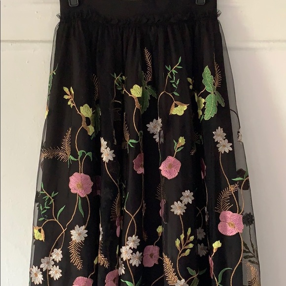 H&M Floral Skirt - Picture 3 of 5